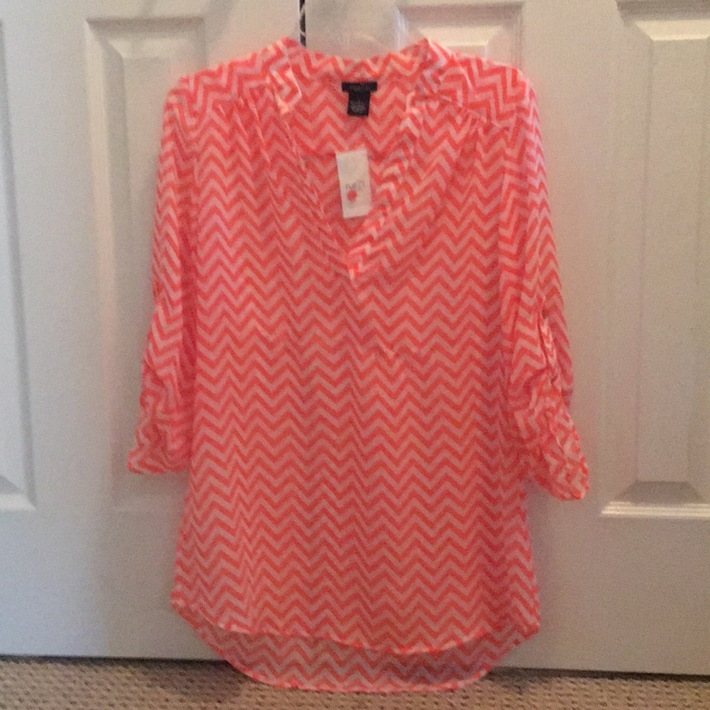 Chevron Sheer Coral 3/4 quarter sleeve blouse